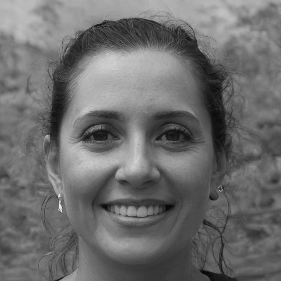 Portrait d'Amélie Dubois, experte en placements financiers